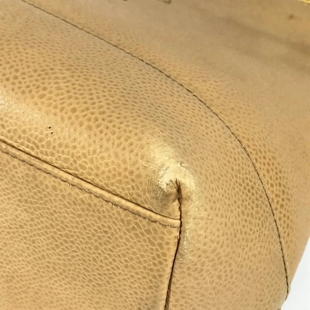 CHANEL Vintage Cream Caviar Leather Logo Shoulder Bag